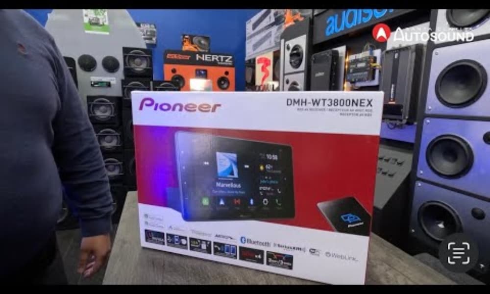 Unboxing the Pioneer DMH-WT3800NEX